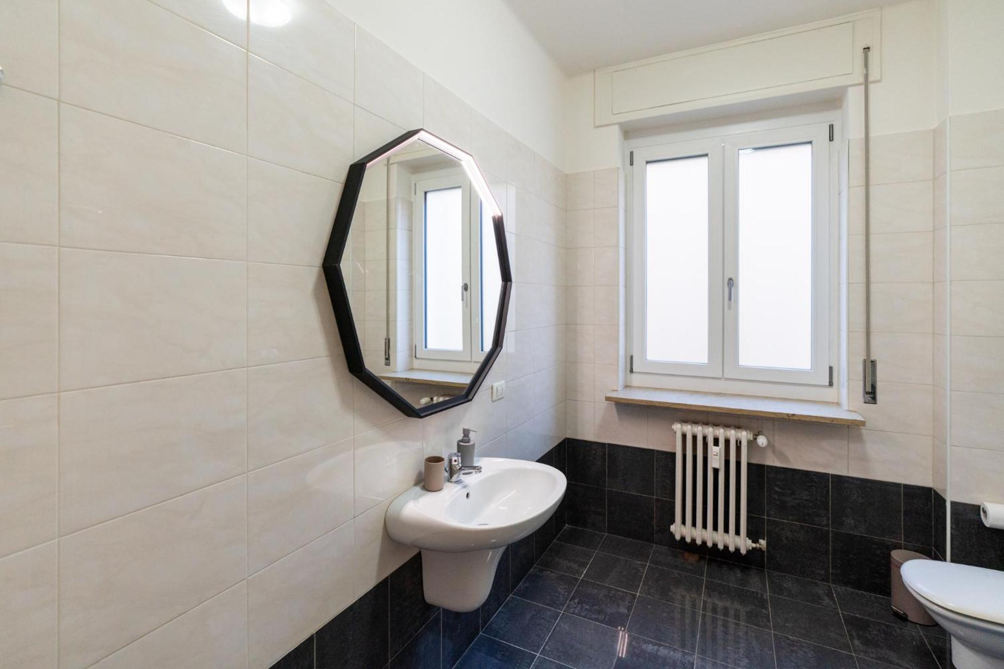 Domus Verona - Elegante Residenza Con Affaccio Su Porta Leoni Phòng bức ảnh