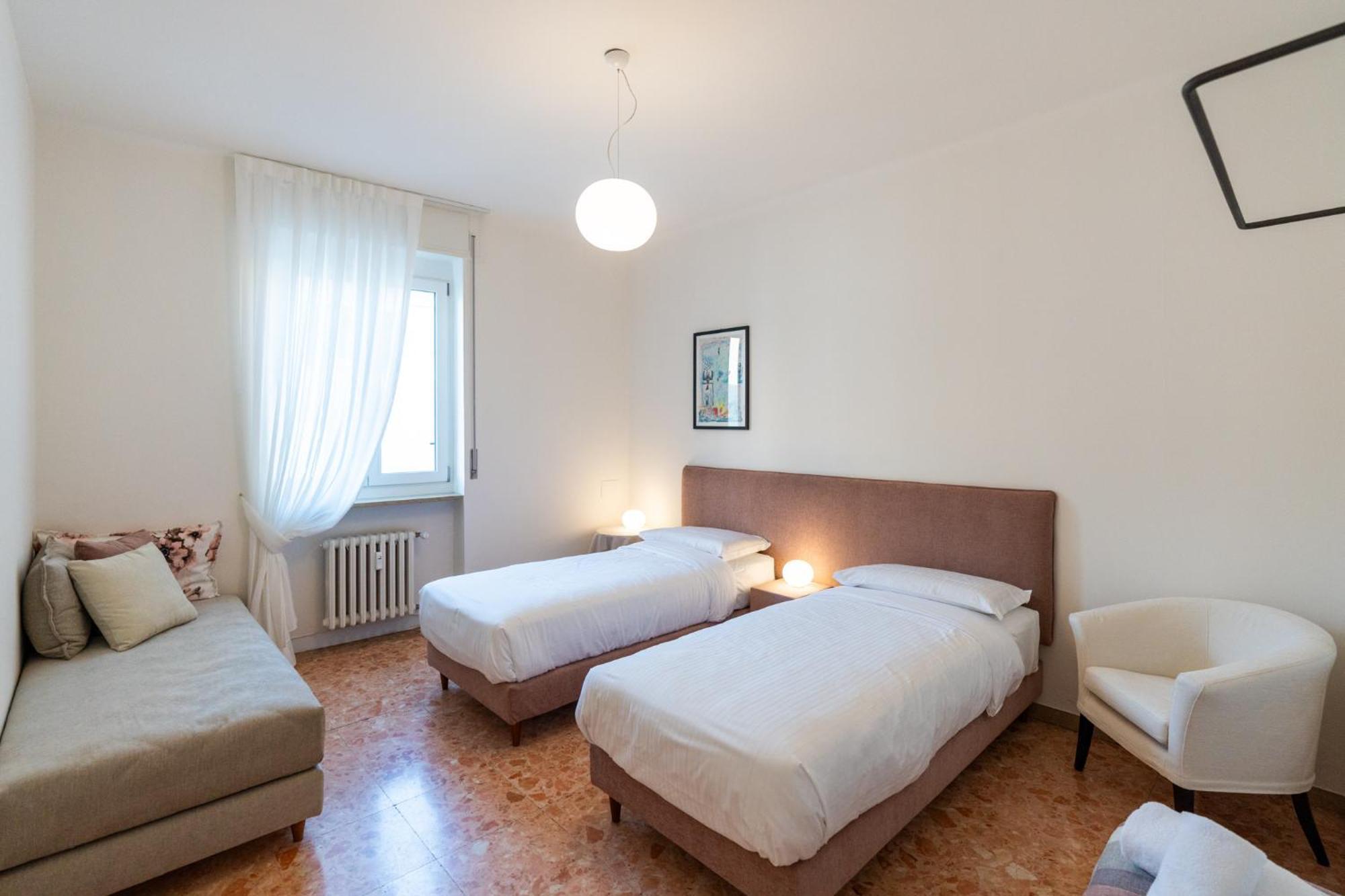 Domus Verona - Elegante Residenza Con Affaccio Su Porta Leoni Phòng bức ảnh